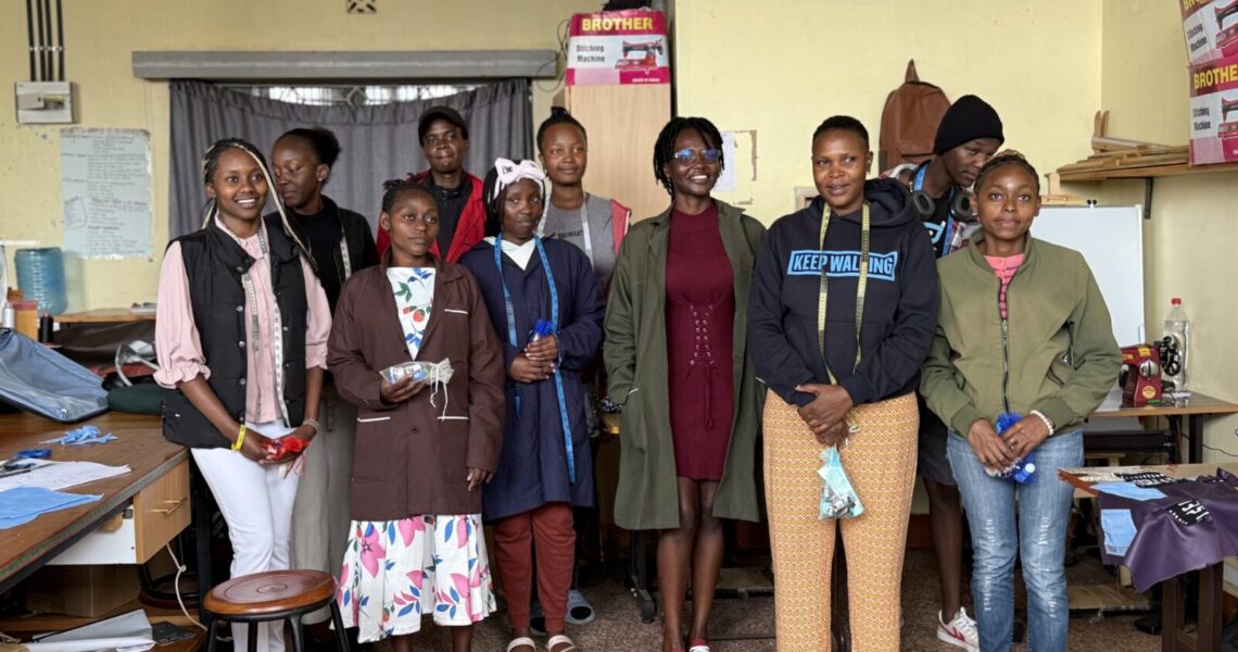 Gruppenbild der Ausbildungsklasse in Nairobi